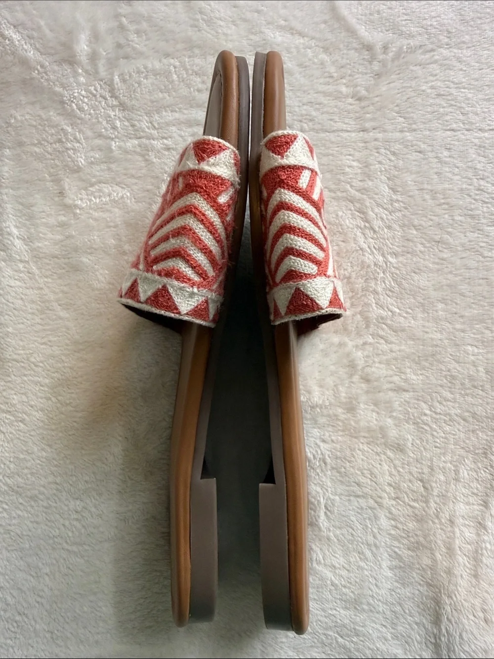 Haute Hippie Coral and Cream Embroidered Boho Slide Sandals Size 9